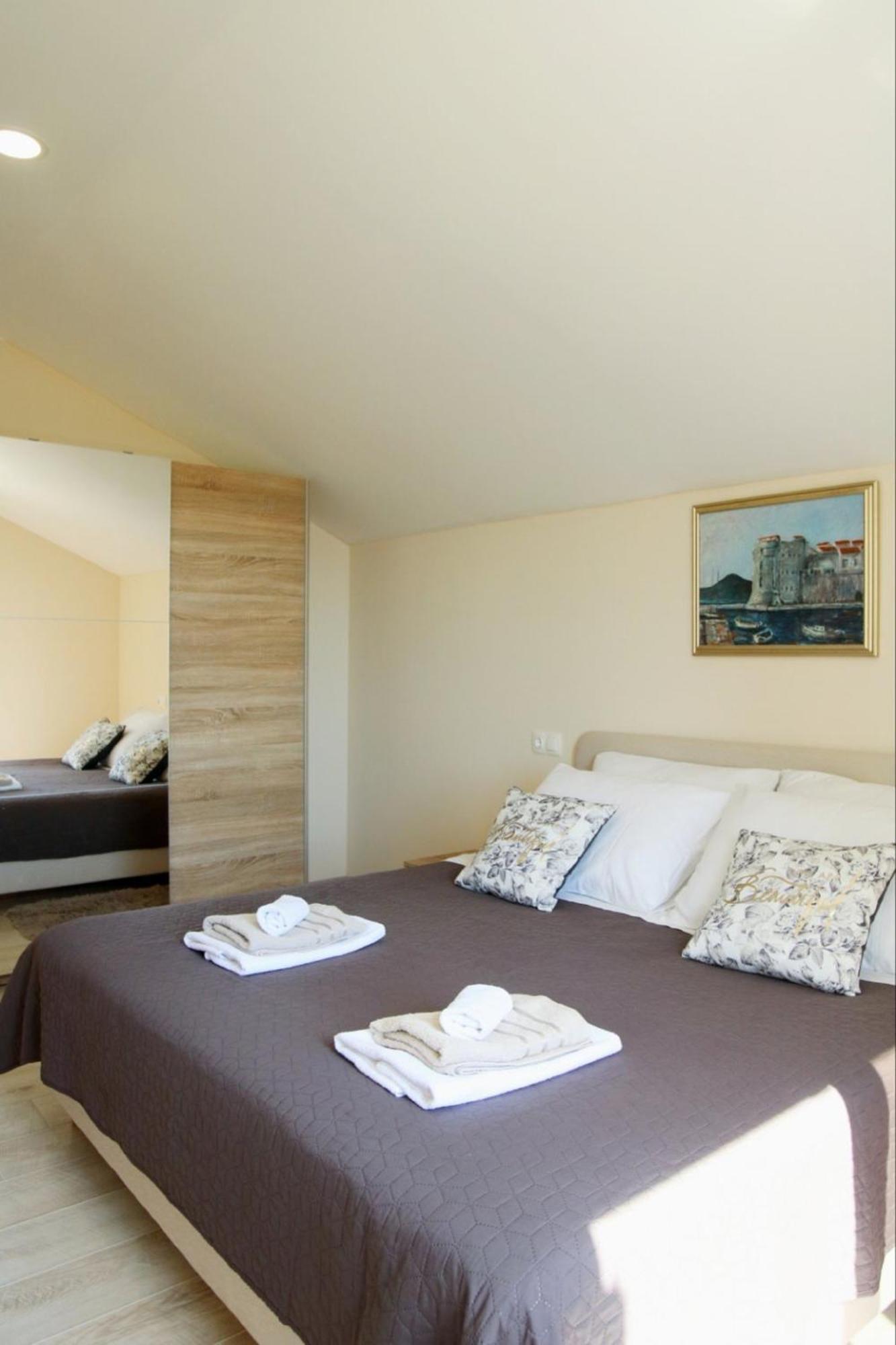 Apartments Mi&Ni Cavtat Oda fotoğraf